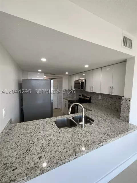 9441 SW 4th St #214, Miami, FL 33174