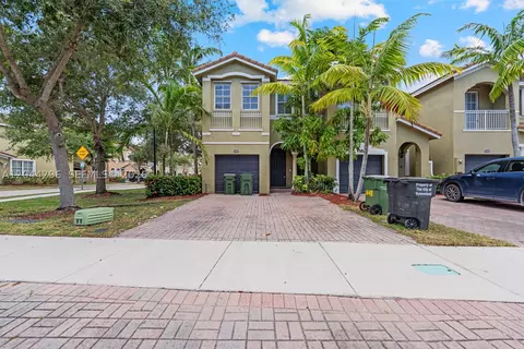 1452 SE 25th Ave, Homestead, FL 33035