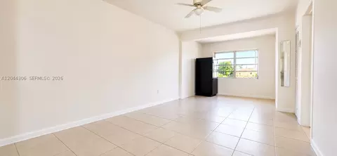 383 E 4th Ave #8, Hialeah, FL 33010 photo 4