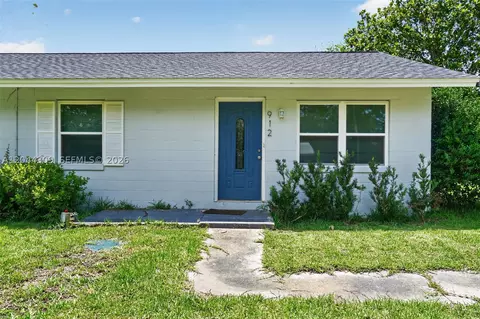 912 SW 3rd St, Havana, FL 32333