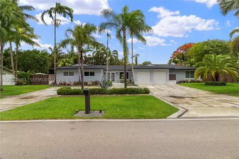 12900 SW 112th Ave, Miami, FL 33176
