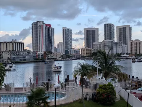 450 Golden Isles Dr #2H, Hallandale Beach, FL 33009