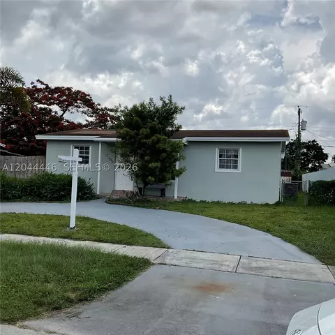 7395 Garfield St, Hollywood, FL 33024