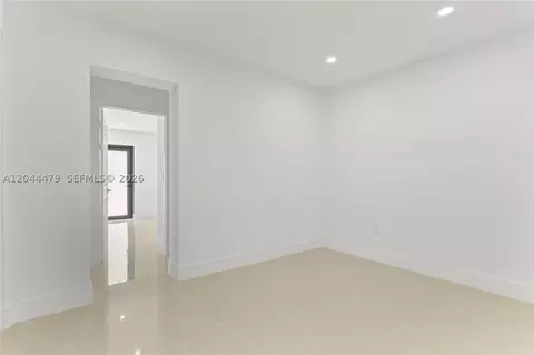 Bedroom - 191 SE 6th Ave, Hialeah, FL 33010 photo 8 of 17