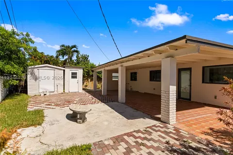 Exterior - 191 SE 6th Ave, Hialeah, FL 33010 photo 10 of 10
