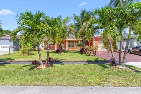 1157 NW 45th Ter, Lauderhill, FL 33313