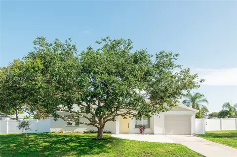 401 SW College Park Rd, Port Saint Lucie, FL 34953