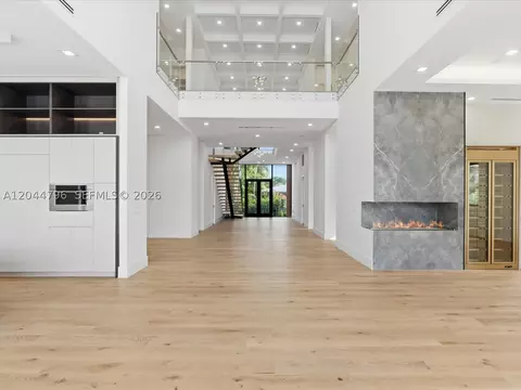 Living - 2 Sunset Ln, Pompano Beach, FL 33062 photo 6 of 9