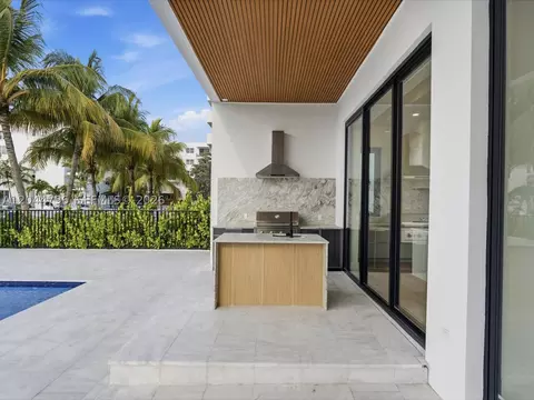 Other - 2 Sunset Ln, Pompano Beach, FL 33062 photo 9 of 10