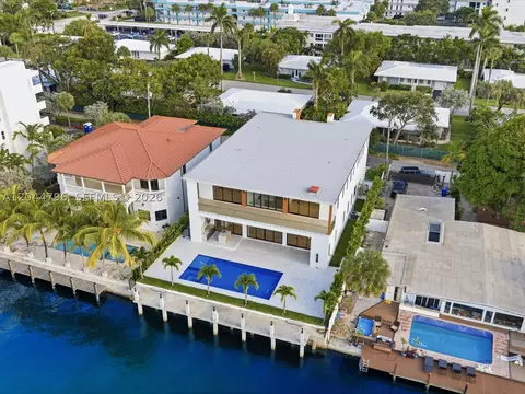 View/Area - 2 Sunset Ln, Pompano Beach, FL 33062 photo 2 of 7