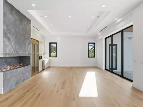 Living - 2 Sunset Ln, Pompano Beach, FL 33062 photo 7 of 9