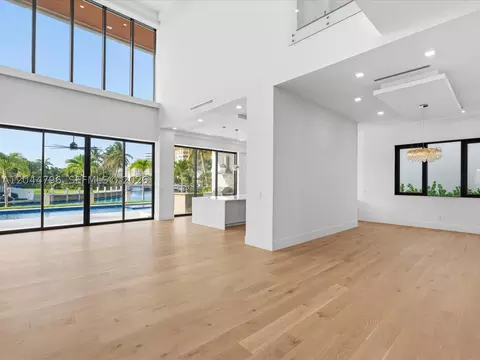 Living - 2 Sunset Ln, Pompano Beach, FL 33062 photo 8 of 9