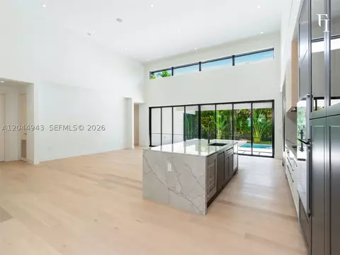 Living - 1111 Alberca St, Coral Gables, FL 33134 photo 4 of 6