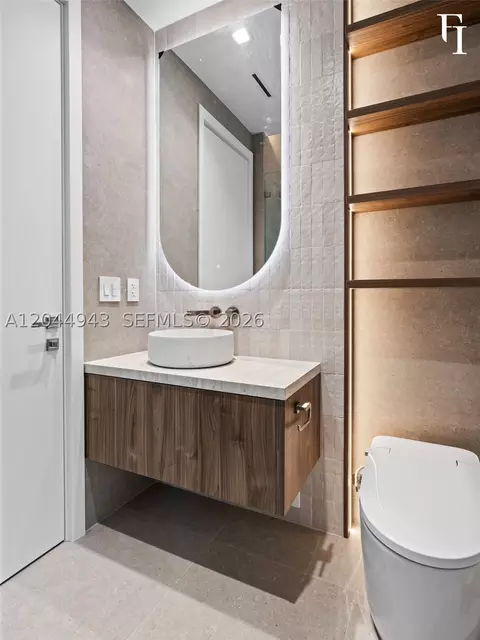Bath - 1111 Alberca St, Coral Gables, FL 33134 photo 2 of 10