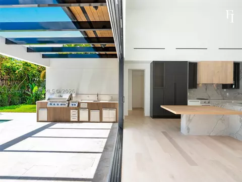 Kitchen - 1111 Alberca St, Coral Gables, FL 33134 photo 16 of 16