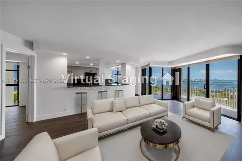 1000 Quayside Ter #1702, Miami, FL 33138