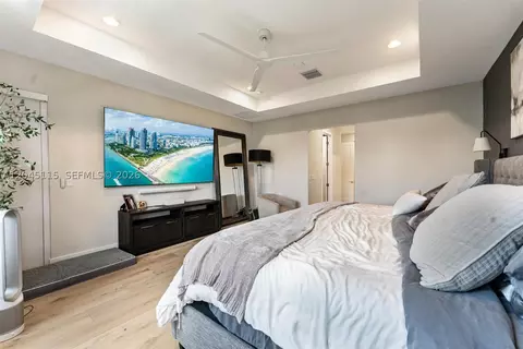 Bedroom - 8524 Shoreacres St, Boca Raton, FL 33434 photo 9 of 9
