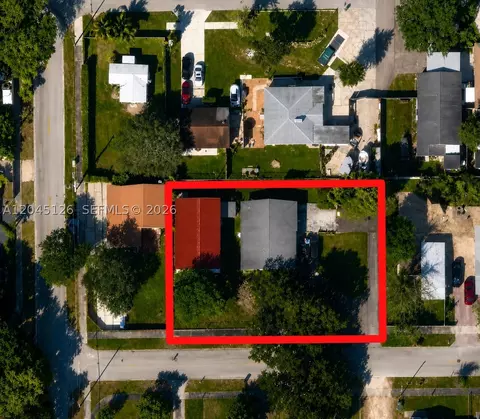 6145 Hayes St, Hollywood, FL 33024