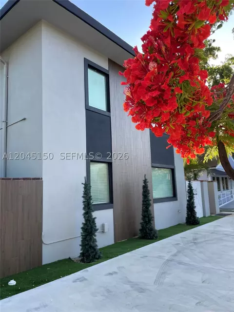 1215 E Broward Blvd, Fort Lauderdale, FL 33301