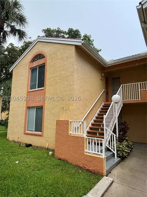 1040 Coral Club Dr #1040, Coral Springs, FL 33071