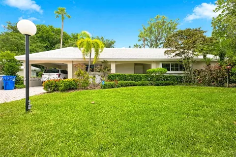 908 Cypress Ter #V57, Pompano Beach, FL 33069