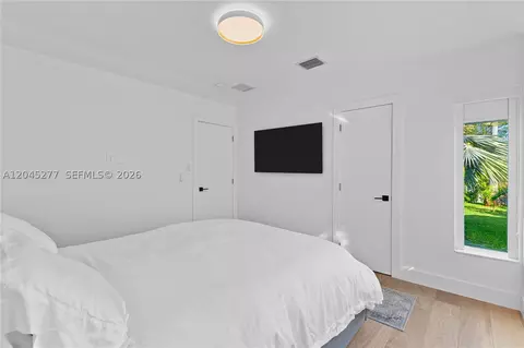 Bedroom - 8926 Emerson Ave, Surfside, FL 33154 photo 4 of 6