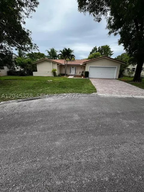 11540 NW 40th St, Coral Springs, FL 33065