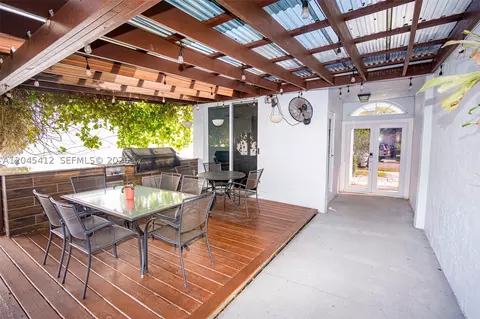 Undisclosed, Pembroke Pines, FL 33028