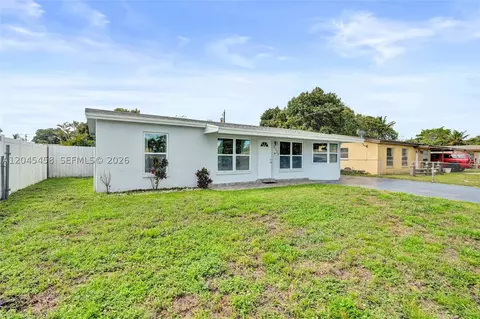 3320 NW 18th St, Lauderhill, FL 33311