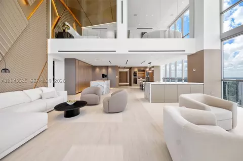 1100 Biscayne Blvd #3906, Miami, FL 33132