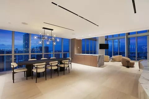 1100 Biscayne Blvd #3906, Miami, FL 33132