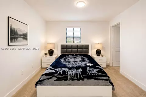 Bedroom - 3209 W 98th Pl, Hialeah, FL 33018 photo 4 of 4