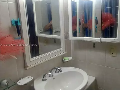7005 W 15th Ave, Hialeah, FL 33014 photo 4