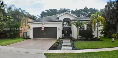 123 SW 164th Ave, Pembroke Pines, FL 33027