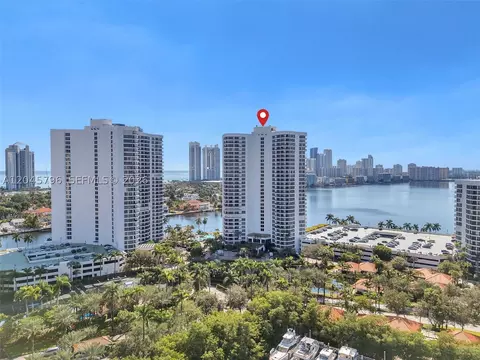 19101 Mystic Pointe Dr #PH6, Aventura, FL 33180