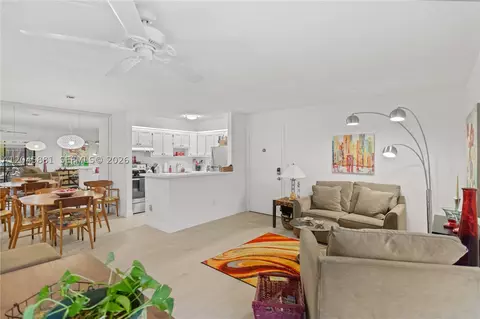 9930 S Belfort Cir #105, Tamarac, FL 33321