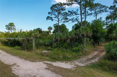 4180 36th Ave SE, Naples, FL 34120 photo 4