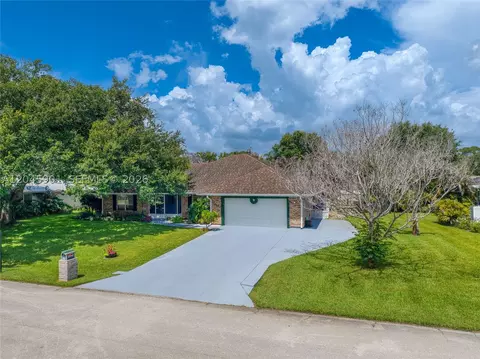 465 11th Ave, Vero Beach, FL 32962