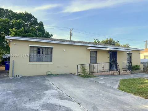 1355 NW 86th St, Miami, FL 33147