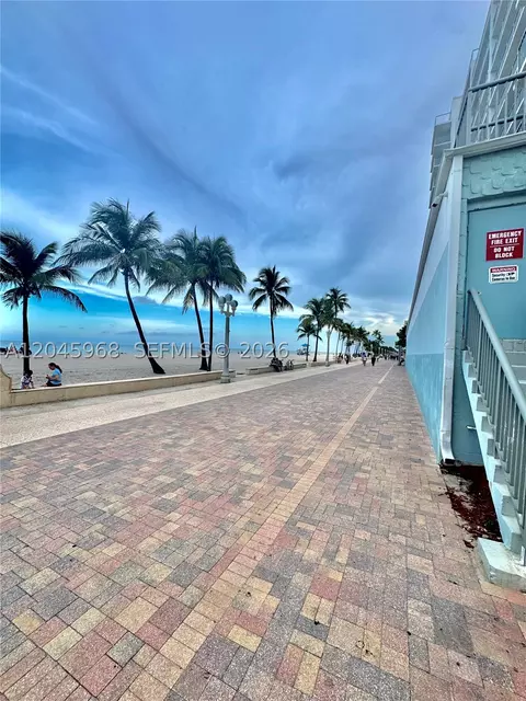 400 N Surf Rd #RGB, Hollywood, FL 33019