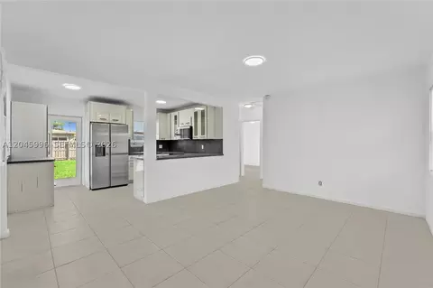 1201 NW 10th Pl, Fort Lauderdale, FL 33311
