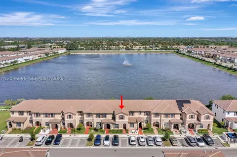 View/Area - 11295 W 34th Way, Hialeah, FL 33018 photo 13 of 18