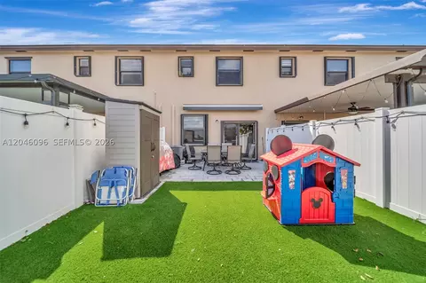 Exterior - 11295 W 34th Way, Hialeah, FL 33018 photo 8 of 11