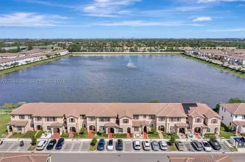 View/Area - 11295 W 34th Way, Hialeah, FL 33018 photo 7 of 18