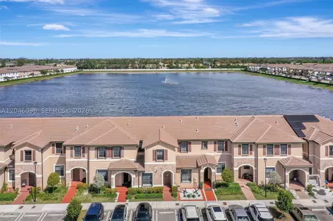 View/Area - 11295 W 34th Way, Hialeah, FL 33018 photo 6 of 18
