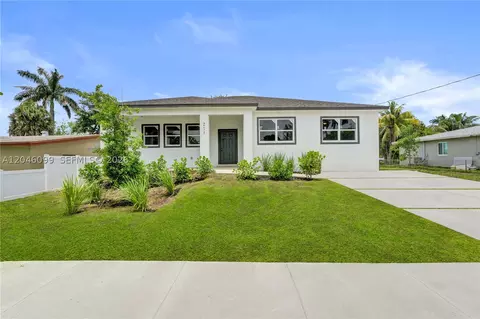 211 NW 14th Ct, Dania Beach, FL 33004