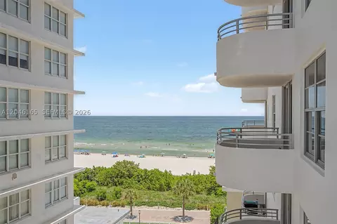 5555 Collins Ave #7B, Miami Beach, FL 33140