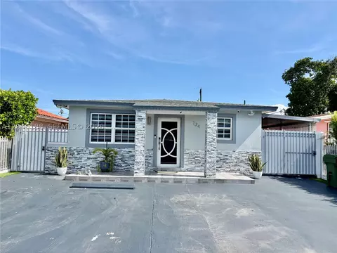 734 E 39th St, Hialeah, FL 33013