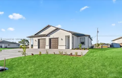 18121814 NE 8th Pl, Cape Coral, FL 33909