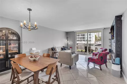 3849 NE 169th St #103, North Miami Beach, FL 33160